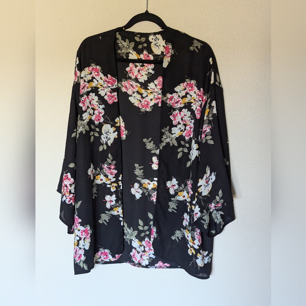 Stunning Semi-sheer Black and Pink Floral Cardigan / Kimono Size L